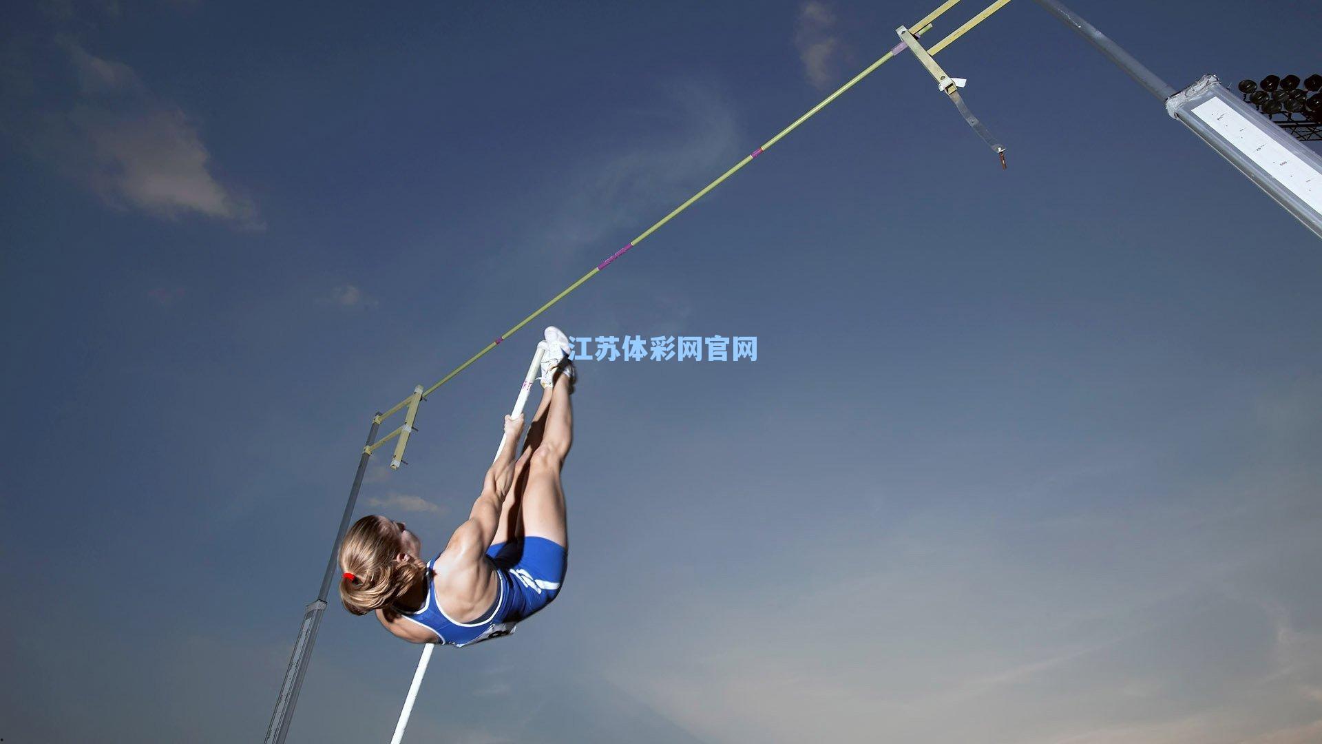 江苏体彩网_欢乐时刻！吉祥物中场神准背身三分引爆全场